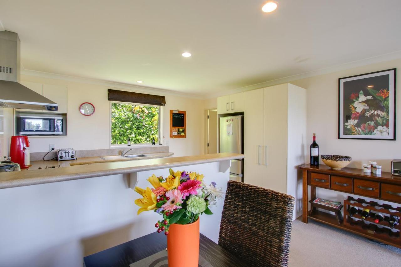 Onslow Views - Napier Holiday Home Екстер'єр фото