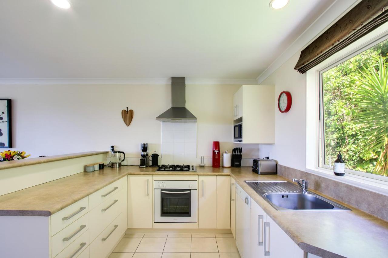 Onslow Views - Napier Holiday Home Екстер'єр фото